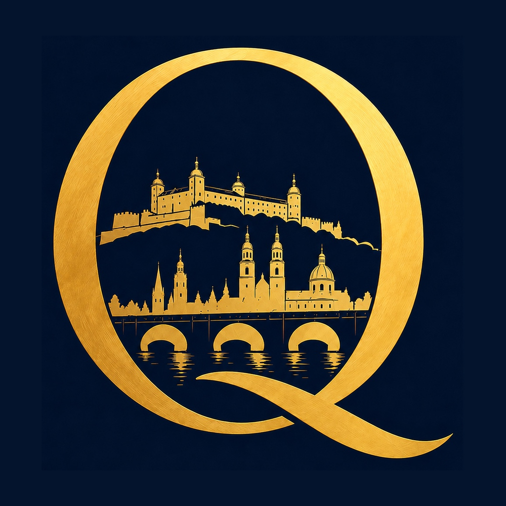 LAVUQ Logo